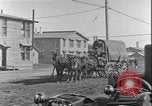 Standbild Geschirrspülen bei Ersten Weltkrieg Trainingslager United States USA, 1918, aus Sekunde 12 historischem Filmmaterial Videoclip 65675076733