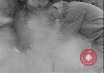Standbild Geschirrspülen bei Ersten Weltkrieg Trainingslager United States USA, 1918, aus Sekunde 24 historischem Filmmaterial Videoclip 65675076733