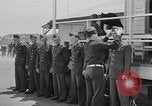 Immagine di Esercito degli Stati Uniti reclute United States USA, 1944, secondo 12 filmato di repertorio 65675076755