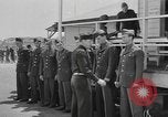 Immagine di Esercito degli Stati Uniti reclute United States USA, 1944, secondo 15 filmato di repertorio 65675076755