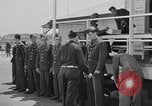 Immagine di Esercito degli Stati Uniti reclute United States USA, 1944, secondo 17 filmato di repertorio 65675076755