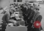 Immagine di Esercito degli Stati Uniti reclute United States USA, 1944, secondo 36 filmato di repertorio 65675076755