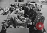 Immagine di Esercito degli Stati Uniti reclute United States USA, 1944, secondo 37 filmato di repertorio 65675076755