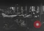 Immagine di Esercito degli Stati Uniti reclute United States USA, 1944, secondo 14 filmato di repertorio 65675076756