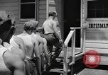 Immagine di Esercito degli Stati Uniti reclute United States USA, 1944, secondo 4 filmato di repertorio 65675076758