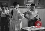 Immagine di Esercito degli Stati Uniti reclute United States USA, 1944, secondo 16 filmato di repertorio 65675076758