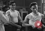 Immagine di Esercito degli Stati Uniti reclute United States USA, 1944, secondo 31 filmato di repertorio 65675076758