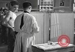 Immagine di Esercito degli Stati Uniti reclute United States USA, 1944, secondo 61 filmato di repertorio 65675076758