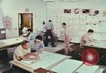 Immagine di Naval servizio meteo il comando Guam Isole Marianne, 1971, secondo 3 filmato di repertorio 65675076785