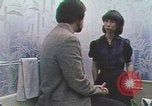 Immagine di Famiglia creazione di tornado piano di sicurezza United States USA, 1979, secondo 44 filmato di repertorio 65675076794