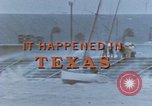 Standbild Hurricane Beulah hits South Texas Texas United States USA, 1967, aus Sekunde 26 historischem Filmmaterial Videoclip 65675076802