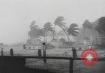 Image service d'avertissement d'ouragan Miami Florida USA, 1947, de la seconde 42 séquences d'archives historiques vidéo 65675076810