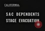 Standbild Evakuierungsübungen California United States USA, 1956, aus Sekunde 5 historischem Filmmaterial Videoclip 65675076816
