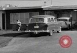 Standbild Evakuierungsübungen California United States USA, 1956, aus Sekunde 30 historischem Filmmaterial Videoclip 65675076816