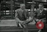 Standbild Ford Willow Run Flugzeuge Anlage Willow Run Michigan USA, 1945, aus Sekunde 6 historischem Filmmaterial Videoclip 65675076822