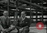 Standbild Ford Willow Run Flugzeuge Anlage Willow Run Michigan USA, 1945, aus Sekunde 10 historischem Filmmaterial Videoclip 65675076822