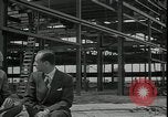 Standbild Ford Willow Run Flugzeuge Anlage Willow Run Michigan USA, 1945, aus Sekunde 14 historischem Filmmaterial Videoclip 65675076822