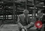 Standbild Ford Willow Run Flugzeuge Anlage Willow Run Michigan USA, 1945, aus Sekunde 19 historischem Filmmaterial Videoclip 65675076822