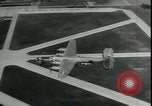 Standbild Ford Willow Run Flugzeuge Anlage Willow Run Michigan USA, 1945, aus Sekunde 45 historischem Filmmaterial Videoclip 65675076822