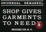 Standbild Mays Kleidungsstücke für Bedürftige Brooklyn New York City USA, 1934, aus Sekunde 5 historischem Filmmaterial Videoclip 65675076824