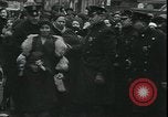 Standbild Mays Kleidungsstücke für Bedürftige Brooklyn New York City USA, 1934, aus Sekunde 13 historischem Filmmaterial Videoclip 65675076824