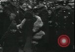 Standbild Mays Kleidungsstücke für Bedürftige Brooklyn New York City USA, 1934, aus Sekunde 14 historischem Filmmaterial Videoclip 65675076824