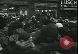 Standbild Mays Kleidungsstücke für Bedürftige Brooklyn New York City USA, 1934, aus Sekunde 16 historischem Filmmaterial Videoclip 65675076824
