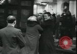 Standbild Mays Kleidungsstücke für Bedürftige Brooklyn New York City USA, 1934, aus Sekunde 18 historischem Filmmaterial Videoclip 65675076824