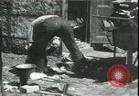Immagine di Shanty village cancellata dalla polizia New York United States USA, 1933, secondo 18 filmato di repertorio 65675076833