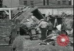 Immagine di Shanty village cancellata dalla polizia New York United States USA, 1933, secondo 21 filmato di repertorio 65675076833