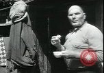 Immagine di Shanty village cancellata dalla polizia New York United States USA, 1933, secondo 40 filmato di repertorio 65675076833