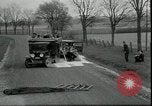 Standbild Milchbauern protestieren gegen Preise und dump Milch Mukwonago Wisconsin USA, 1933, aus Sekunde 29 historischem Filmmaterial Videoclip 65675076834