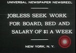 Immagine di I disoccupati nella grande depressione in cerca di lavoro New York City USA, 1930, secondo 3 filmato di repertorio 65675076851