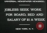Immagine di I disoccupati nella grande depressione in cerca di lavoro New York City USA, 1930, secondo 4 filmato di repertorio 65675076851