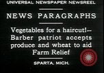 Standbild American Barber akzeptiert pflanzliche Kompensationsgeschäft für Haarschnitte Sparta Michigan USA, 1930, aus Sekunde 7 historischem Filmmaterial Videoclip 65675076852