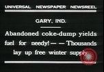 Immagine di Il popolo americano per il recupero carburante nella grande depressione Gary Indiana USA, 1931, secondo 3 filmato di repertorio 65675076859