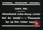 Immagine di Il popolo americano per il recupero carburante nella grande depressione Gary Indiana USA, 1931, secondo 5 filmato di repertorio 65675076859