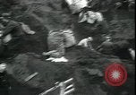 Immagine di Il popolo americano per il recupero carburante nella grande depressione Gary Indiana USA, 1931, secondo 17 filmato di repertorio 65675076859