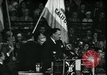 Image Franklin Delano Roosevelt avec petit-enfant et à la convention Chicago Illinois USA, 1932, de la seconde 33 séquences d'archives historiques vidéo 65675076864