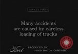Image Des mesures de sécurité en usine United States USA, 1920, de la seconde 1 séquences d'archives historiques vidéo 65675076866