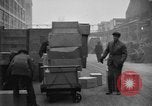 Image Des mesures de sécurité en usine United States USA, 1920, de la seconde 7 séquences d'archives historiques vidéo 65675076866