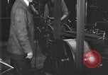Image Des mesures de sécurité en usine United States USA, 1920, de la seconde 42 séquences d'archives historiques vidéo 65675076866