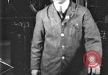 Image Des mesures de sécurité en usine United States USA, 1920, de la seconde 44 séquences d'archives historiques vidéo 65675076866
