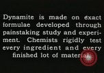 Image Fabrication de dynamite United States USA, 1925, de la seconde 55 séquences d'archives historiques vidéo 65675076919