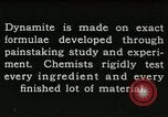 Image Fabrication de dynamite United States USA, 1925, de la seconde 57 séquences d'archives historiques vidéo 65675076919