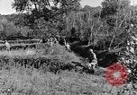 Standbild 30 Infanterie fortschreitende Zweiten Weltkrieg Pietravairano Italien, 1943, aus Sekunde 5 historischem Filmmaterial Videoclip 65675076935