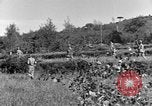 Standbild 30 Infanterie fortschreitende Zweiten Weltkrieg Pietravairano Italien, 1943, aus Sekunde 17 historischem Filmmaterial Videoclip 65675076935