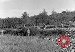 Standbild 30 Infanterie fortschreitende Zweiten Weltkrieg Pietravairano Italien, 1943, aus Sekunde 28 historischem Filmmaterial Videoclip 65675076935