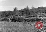 Standbild 30 Infanterie fortschreitende Zweiten Weltkrieg Pietravairano Italien, 1943, aus Sekunde 34 historischem Filmmaterial Videoclip 65675076935