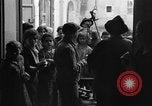 Immagine di Governo militare alleato officer Prata Sannita Italia, 1943, secondo 7 filmato di repertorio 65675076946
